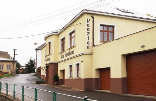 Vizovice Casa | Penzion Pod Zámkem
