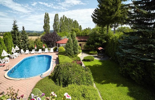 Zborovy Casa | Penzion Pod Zvonem