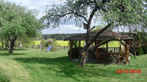 Novosedly nad Nezarkou Casa | penzion Poutník