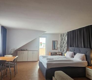Ceske Budejovice 7 Casa | Penzion Relax Martina