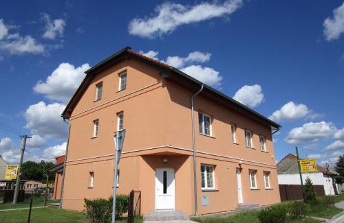 Hevlin Casa | Penzion Semerád v Hevlíně