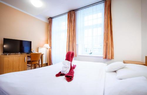 Lazne Bohdanec Casa | Penzion Tillerova vila