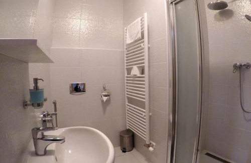 Dobris Casa | Penzion U tri statkaru