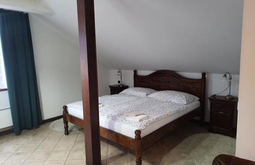 Slatinice Casa | Penzion U Veterána