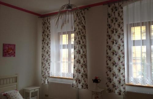 Cheb Casa | Penzion u Vlčků