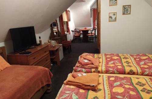 Rychnov nad Kneznou Casa | Penzion v chaloupce