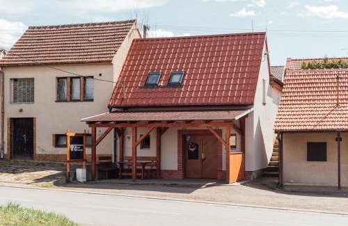 Velke Bilovice Apartamento | Penzion Vinařství W18
