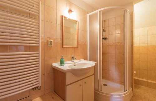 Omlenice Casa | Penzion Vinicky dvůr