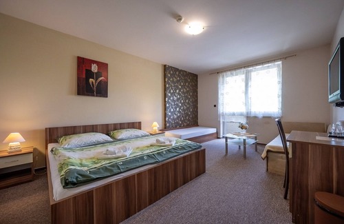 Zavazna Poruba Casa | Penzion Zivka