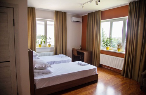 Orto-Say Casa | People Hostel & Suites