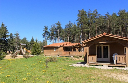 Usson-en-Forez Chalet De Esquí | Okland PMR: 4 personnes-Chalet-Superior-Vista al Lago-Baño para personas con ...