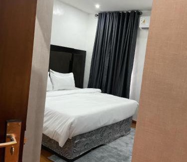 Lekki Hotel | PEPE Suites