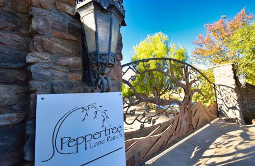 Temecula Complejo | Peppertree Lane Ranch - Seven-Acre Ranch in the Heart of Wine Country