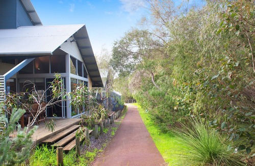 Dunsborough Casa | Peppy Tree House