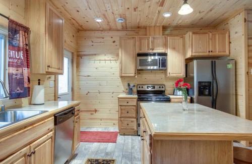Pequot Lakes Casa | Pequot Lakes Vacation Rental with Patio and Fire Pit