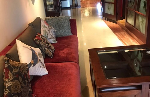 Dhaka Casa | per night /monthly 3200sqft full furnished apartment antique furniture gulshan