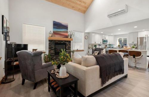Paradise Estates Casa | Perch - Cozy Pines
