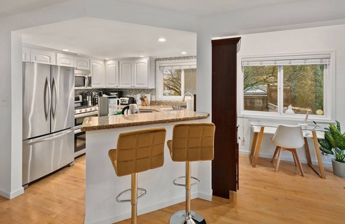 Magnolia Casa | Perch - Magnolia Manor: Cozy 3bd Family Retreat