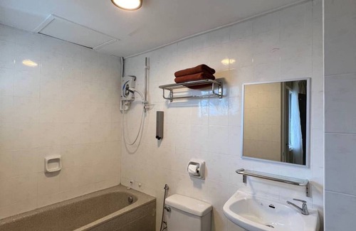 Kuala Teriang Hotel | Perdana Serviced Apartment & Resorts