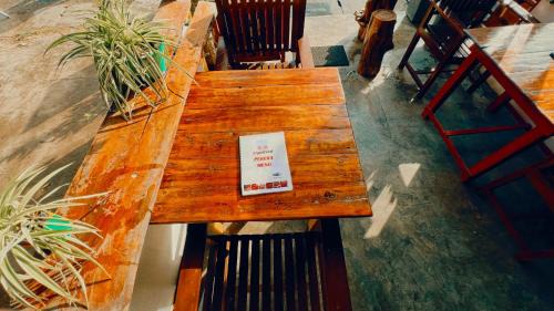Pottuvil Division 2 Hotel | Perera Hotel & Restaurant
