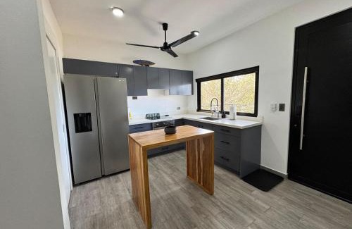 Tamarindo Apartamento | Perfect 2BR Condo Near Beach w Views & Pool