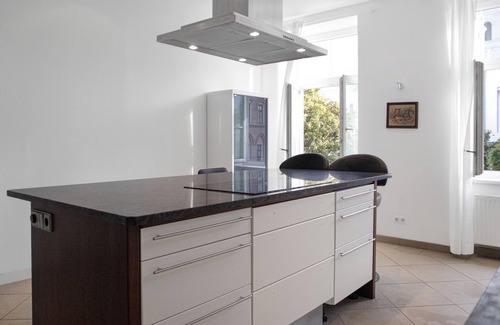 Favoriten Apartamento | Perfect 7BR Stay Near Hauptbahnhof