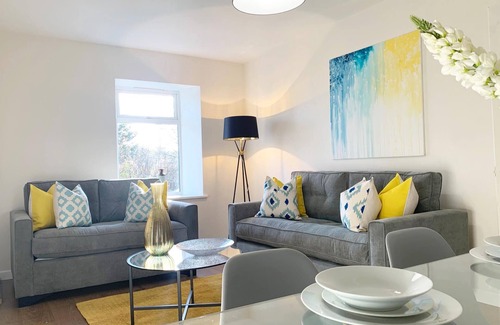 Swindon Casa | Perfect Accommodation for professionals! Great Connections
