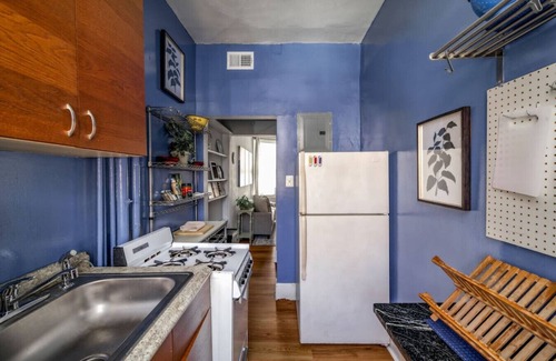 Adams Morgan Apartamento | Perfect Adams Morgan Location! Charming & Historic