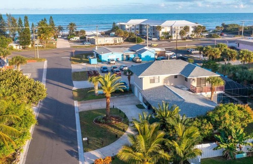 Satellite Beach Casa | PERFECT BEACH GETAWAY for 6-10