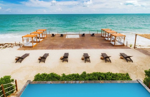 Costa Mujeres Villa | Ubicación perfecta en la playa para familias y bodas