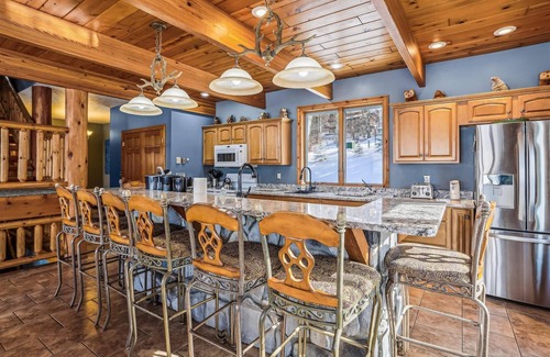 Timberline Casa | Perfect & beautiful location to gather family and friends for any occasion!