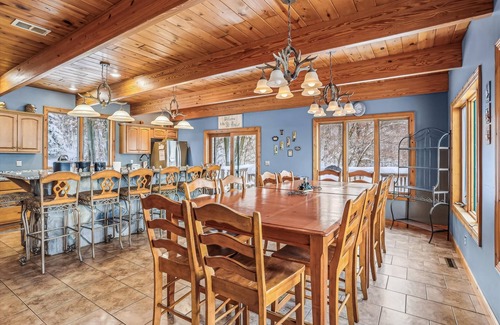 Timberline Casa | Perfect & beautiful location to gather family and friends for any occasion!