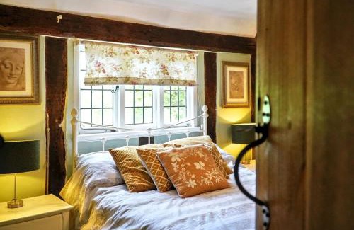 Maidstone Casa | Perfect Booking The Buttery 500 Year Old Cottage