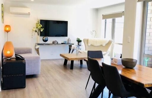 Lower Shotover Casa | Perfect, Bright and Sunny Home