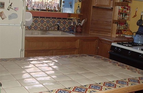 Vecinos Del Bosque Casa | Casita perfecta para dos; 5 min del casco antiguo