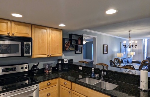 Biloxi Condominio | "Perfect Coastal Getaway for Relaxation and Fun-Biloxi Dunes Delight!"!"