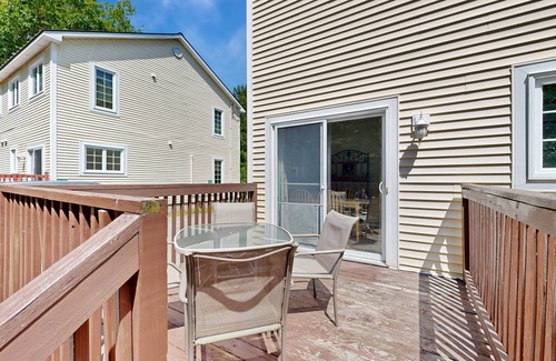 Bar Harbor Cabaña | Perfect Cottage Near Downtown & Glen Mary Park w/ Full Kitchen, Free WiFi, More