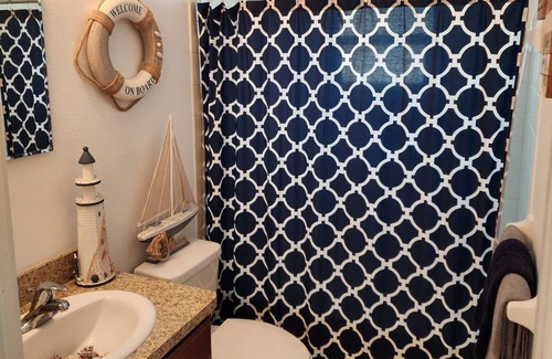Bartlett Park Cabaña | Perfect cottage style house.