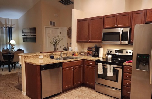 Bartlett Park Cabaña | Perfect cottage style house.