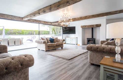 Stafford Cabaña | Perfect Country Cottage for large groups