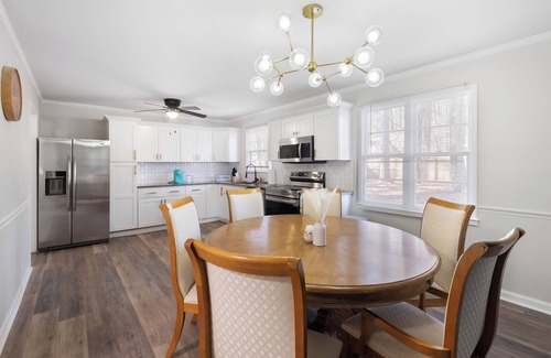 Garner Casa | Perfect cute home in Garner -starts at 3.5k/month