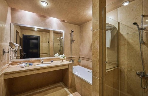 Dahab Hotel | Perfect Couple Getaway near Dahab Beach with Lagoon Style Pool and Hot Tub