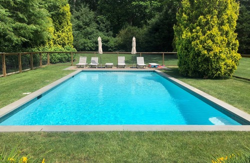 Water Mill Casa | Hermosa casa, piscina climatizada, ¡perfecta para una familia!