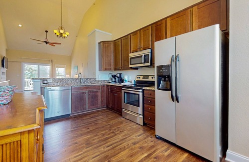 Bermuda Bay Condominio | Perfect Family Getaway with Full Kitchen and Wifi