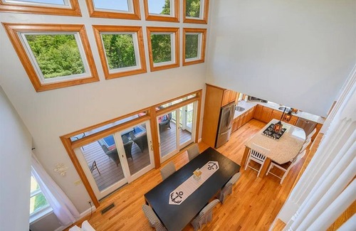 West Barnstable Casa | Perfect Family getaway Private Peaceful Newly Remodeled home on The Cape