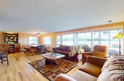 Alton Bay Casa | Perfect Family Getaway Minge Cove Alton