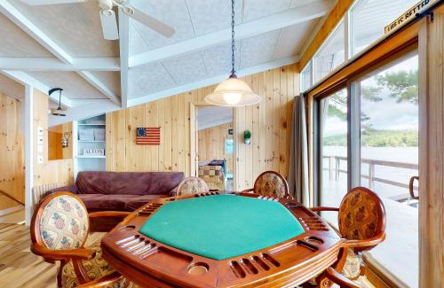 Alton Bay Casa | Perfect Family Getaway Minge Cove Alton