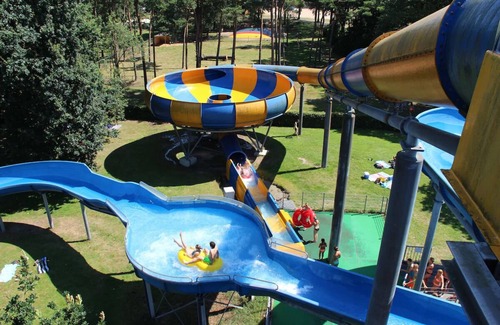 Bosschenhoofd Casa | Perfect Family Haven w/Onsite Dining Close to Basiliek van Oudenbosch