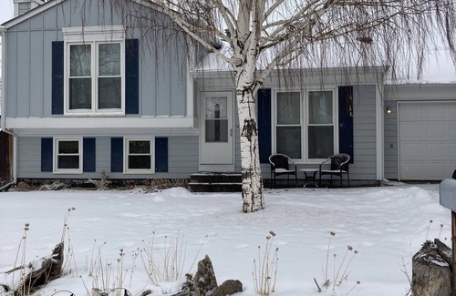 Laramie Casa | Perfect family home for your vacation get away!