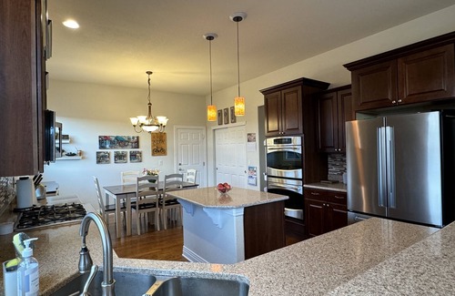 Broomfield Casa | Perfect Family Home - Large Backyard and Beautiful Mountain Views
